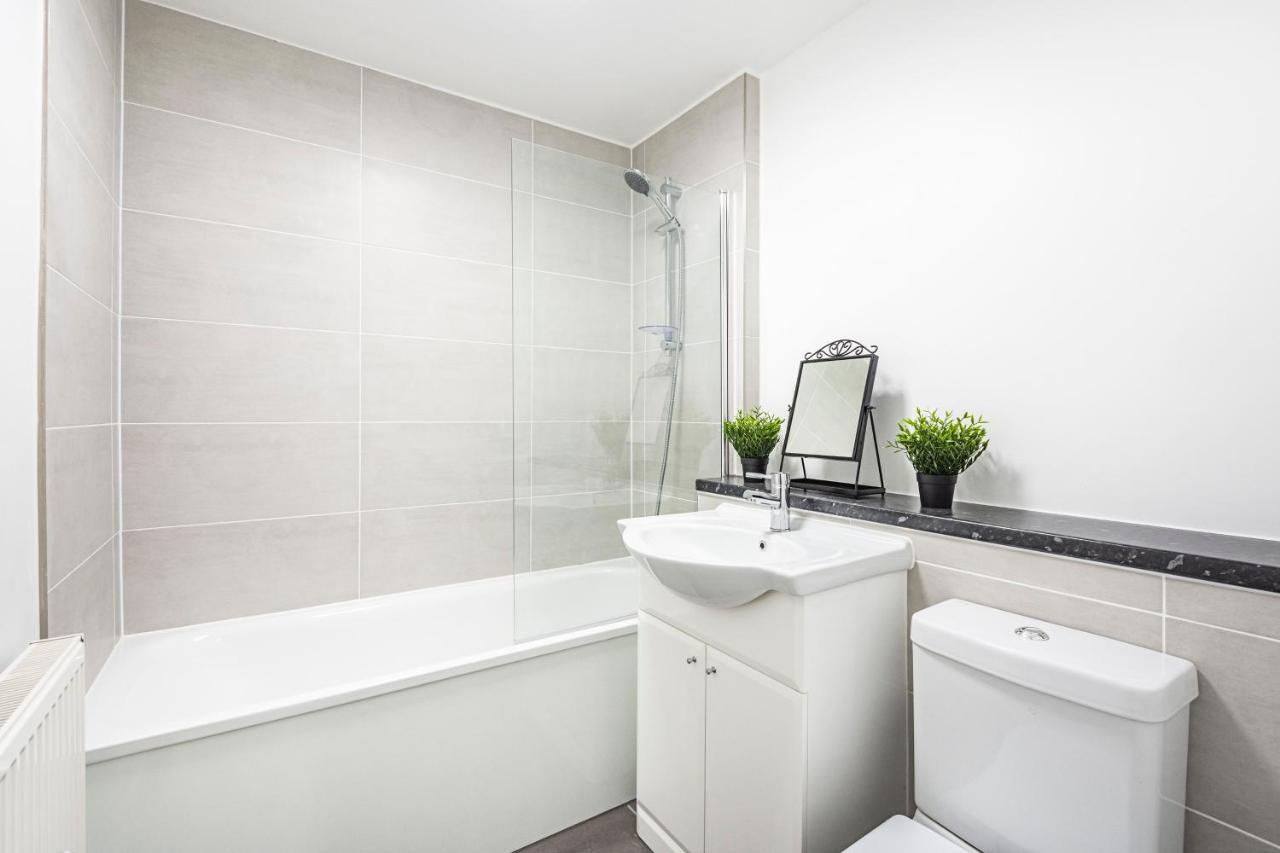 Hillsquare Residences - Tufnell Court At Victoria Park Apartment